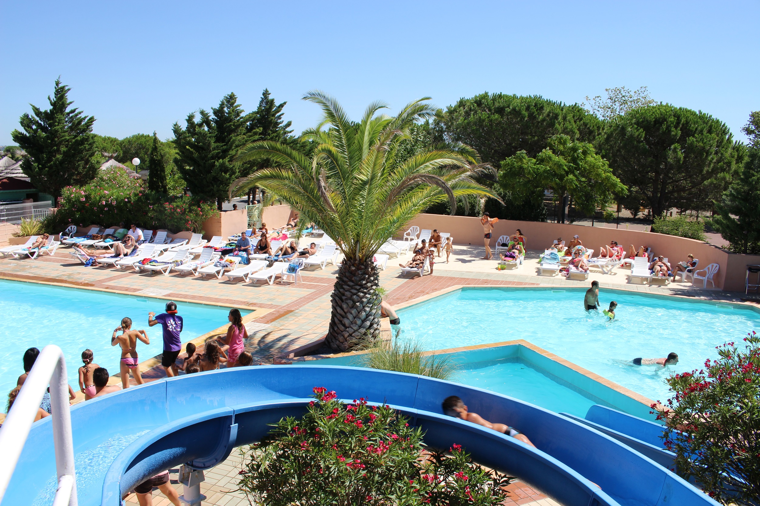 Camping La Grande Cosse Domaine Naturiste Toiles Fleury Toocamp