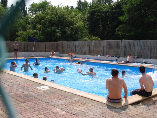 Camping d'Auberoche Aquitaine - Verandering visuel 1/8 Camping d'Auberoche Aquitaine - Verandering visuel 1/8