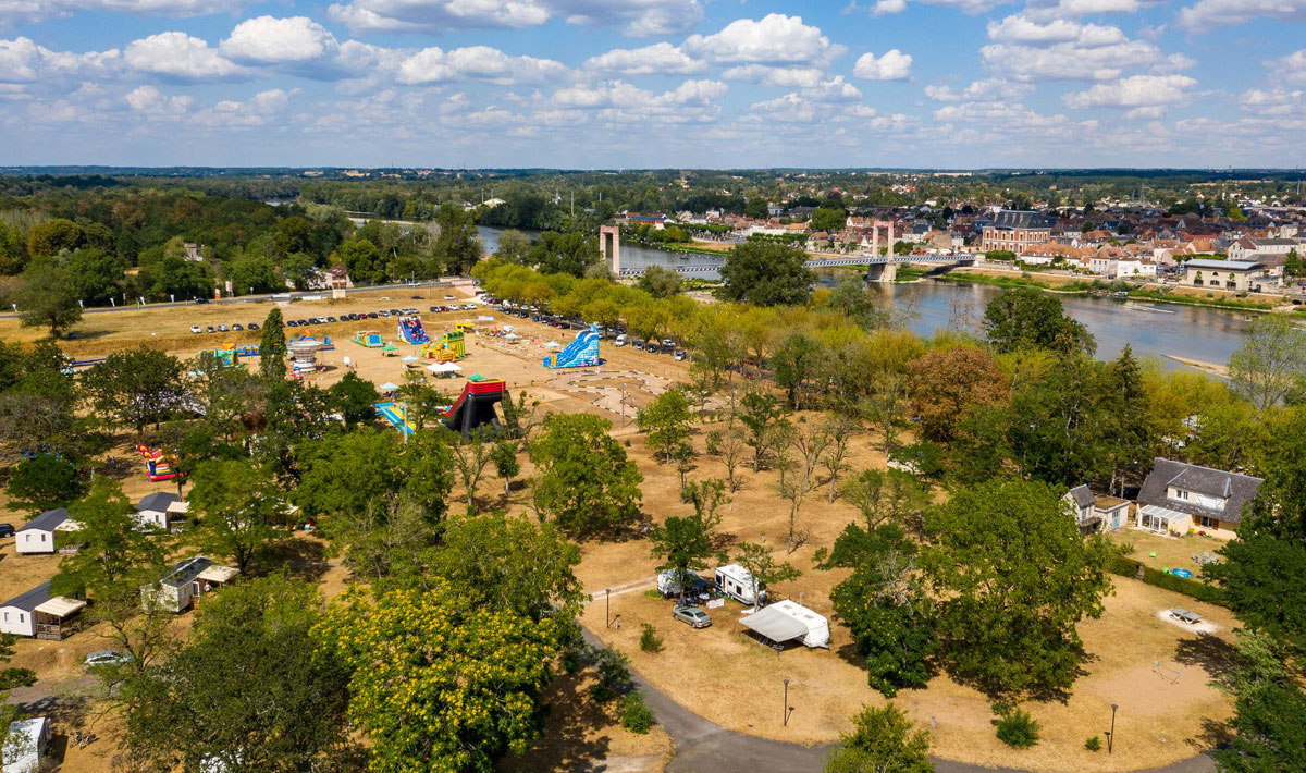 Camping de l'île Groot-Centrum - Bannay visuel 1/13 Camping de l'île Groot-Centrum - Bannay visuel 1/13