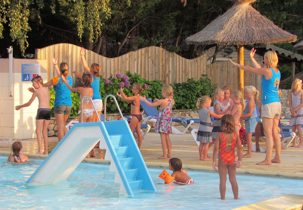 Domaine de Gil Rhône-Alpen - Ucel visuel 1/12 Domaine de Gil Rhône-Alpen - Ucel visuel 1/12